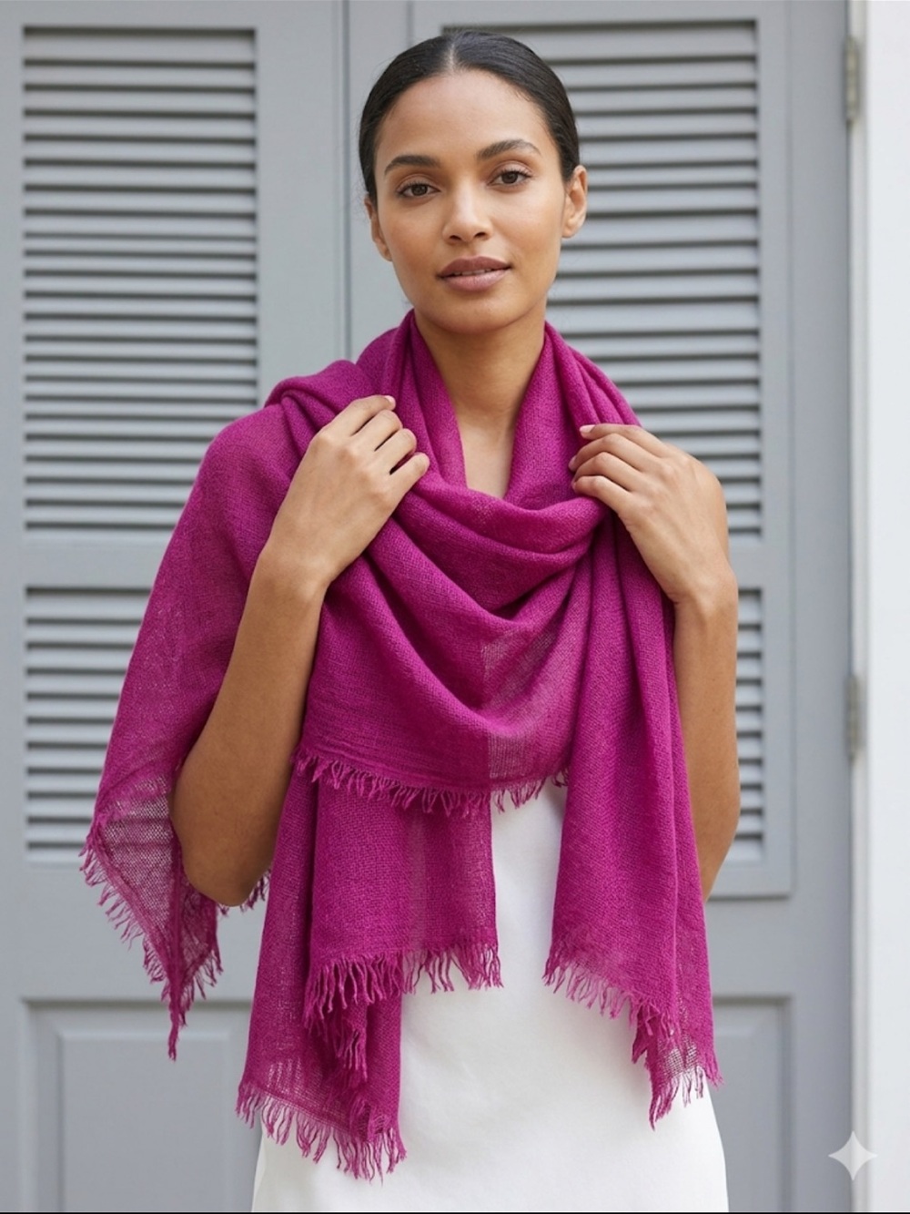 Saks Fifth Avenue BLACK Cashmere Wrap Lightweight Scarf Open Weave Fuchsia